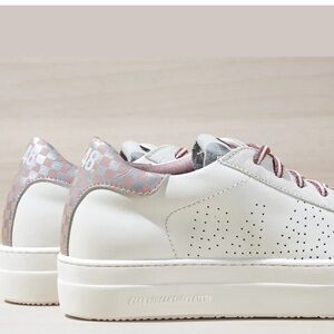 P448 Thea-Women Size 37 US 6.5 -7 COLOR: MINICHESS. New ( store display)